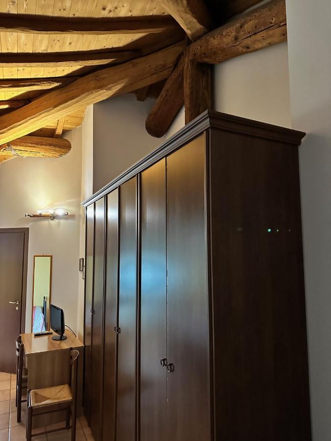 Agriturismo La Rasdora Porto Mantovano Eksteriør bilde
